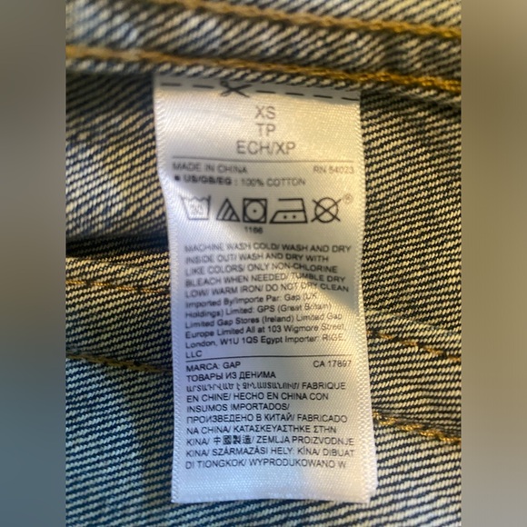 🆕NWOT Gap Icon Denim Jacket Womens Size XS - Picture 8 of 10